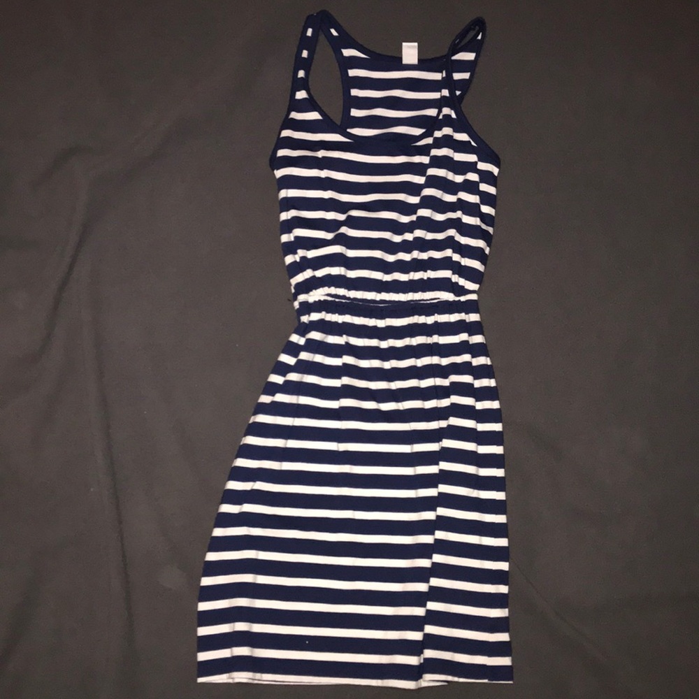 Cute little dress!